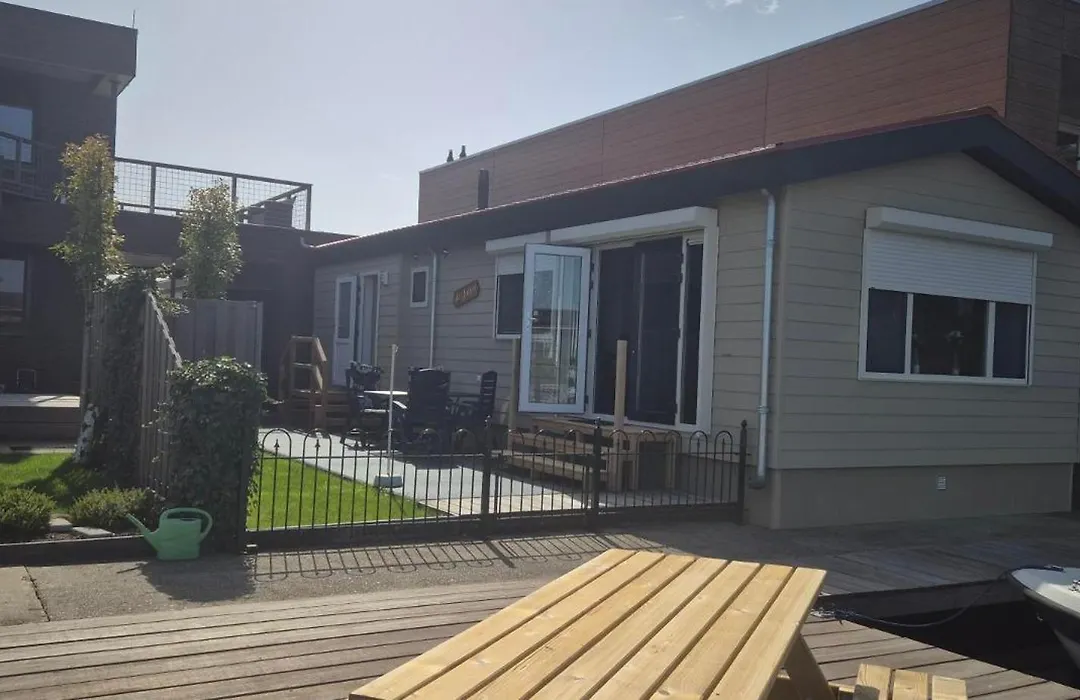 VVP Verhuur Chalet Vinkeveense Plassen-1