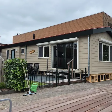 VVP Verhuur Chalet Vinkeveense Plassen-2